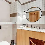 Granaria & By Renters Apartamento *